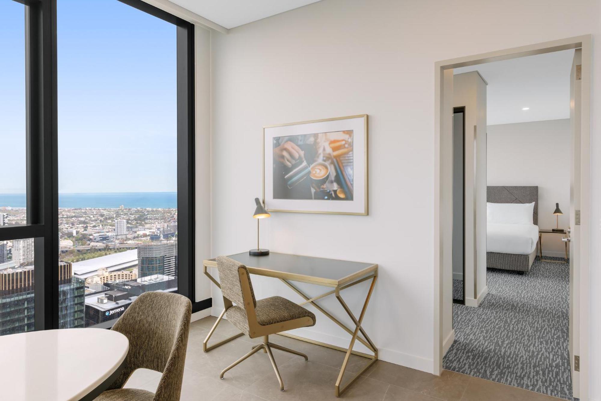 Meriton Suites Melbourne Exterior foto Interior of a typical apartment