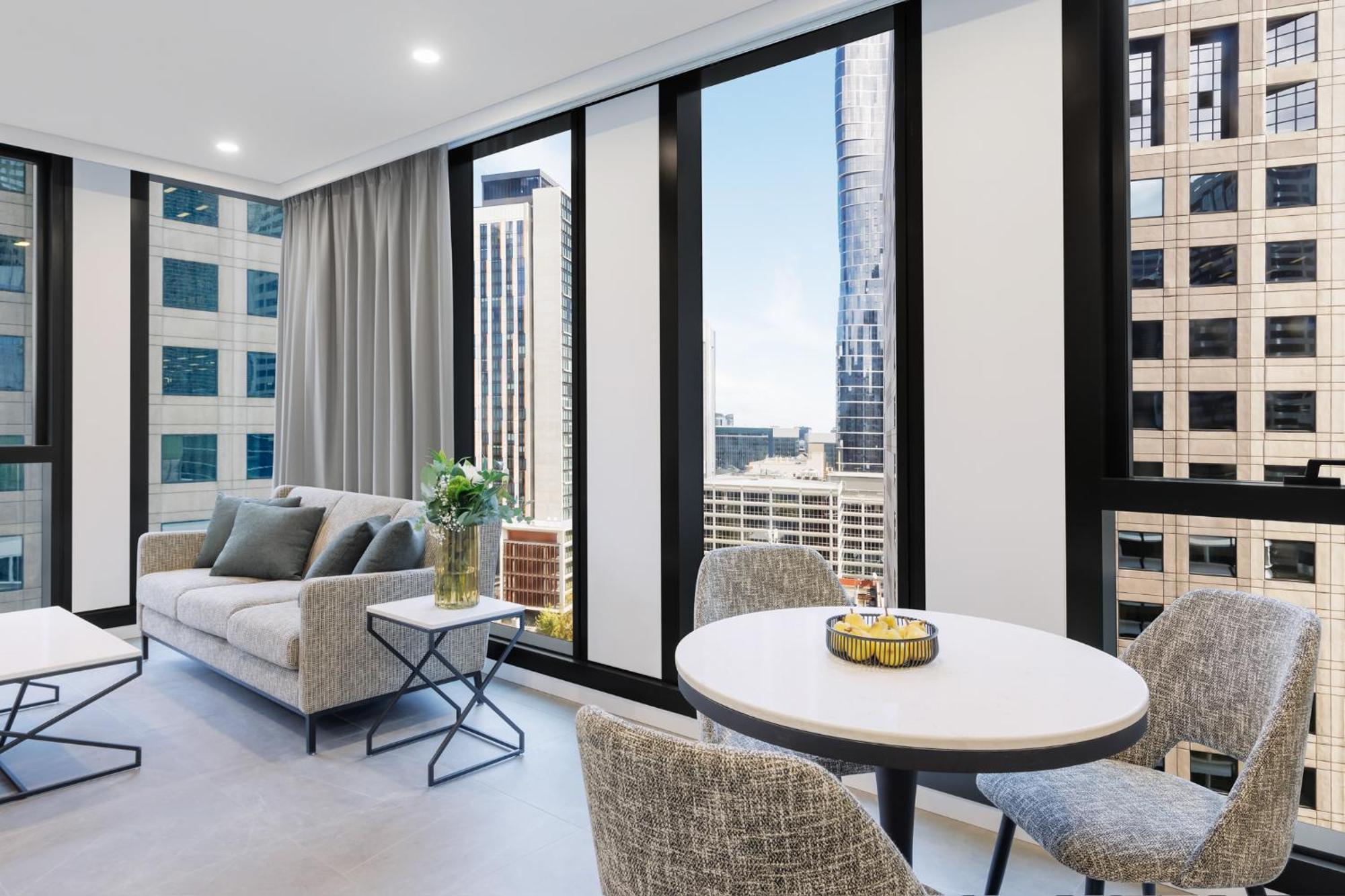 Meriton Suites Melbourne Exterior foto The interior of a typical apartment